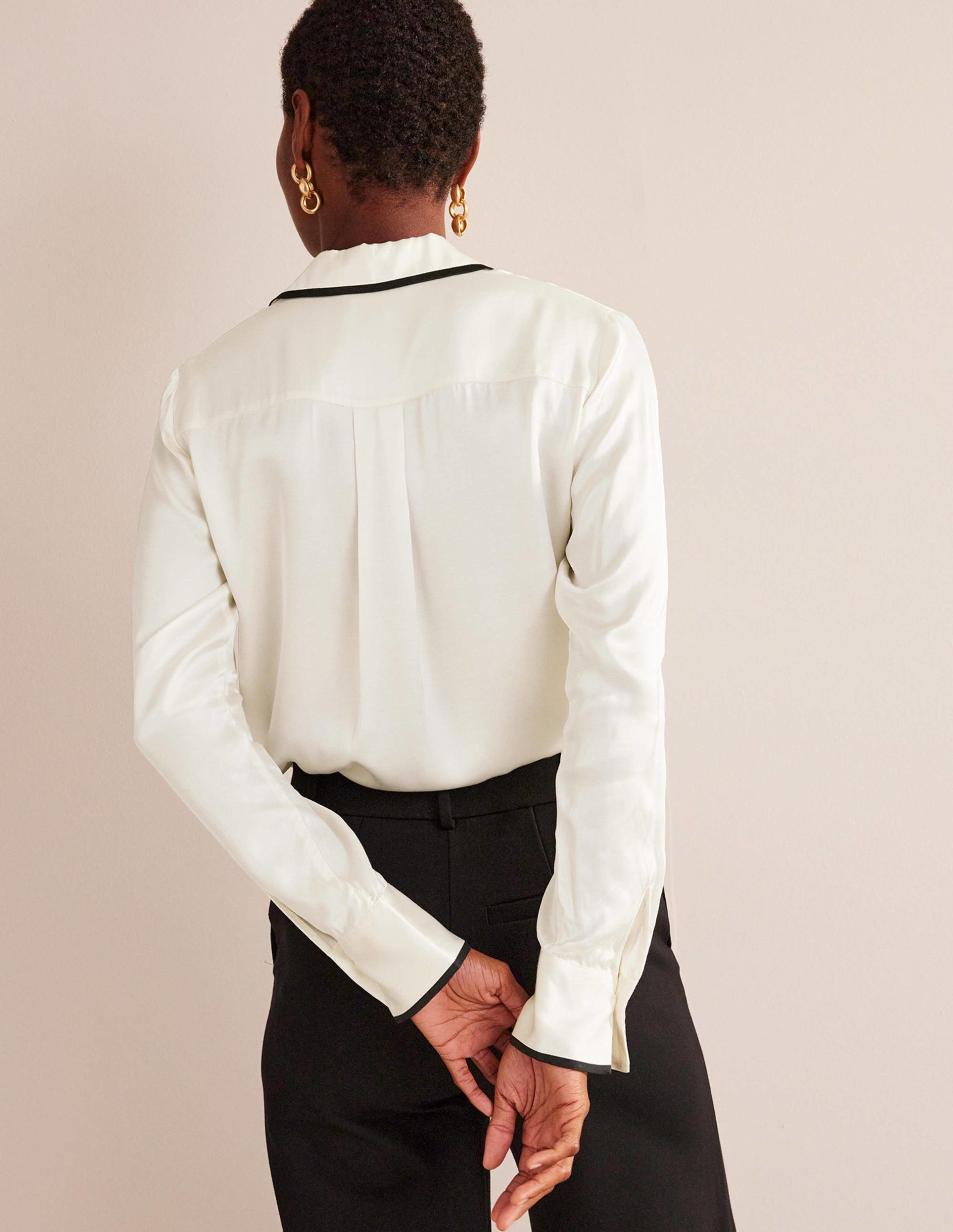 Straight Satin-Tipped Shirt-Ivory. Black - Image 3