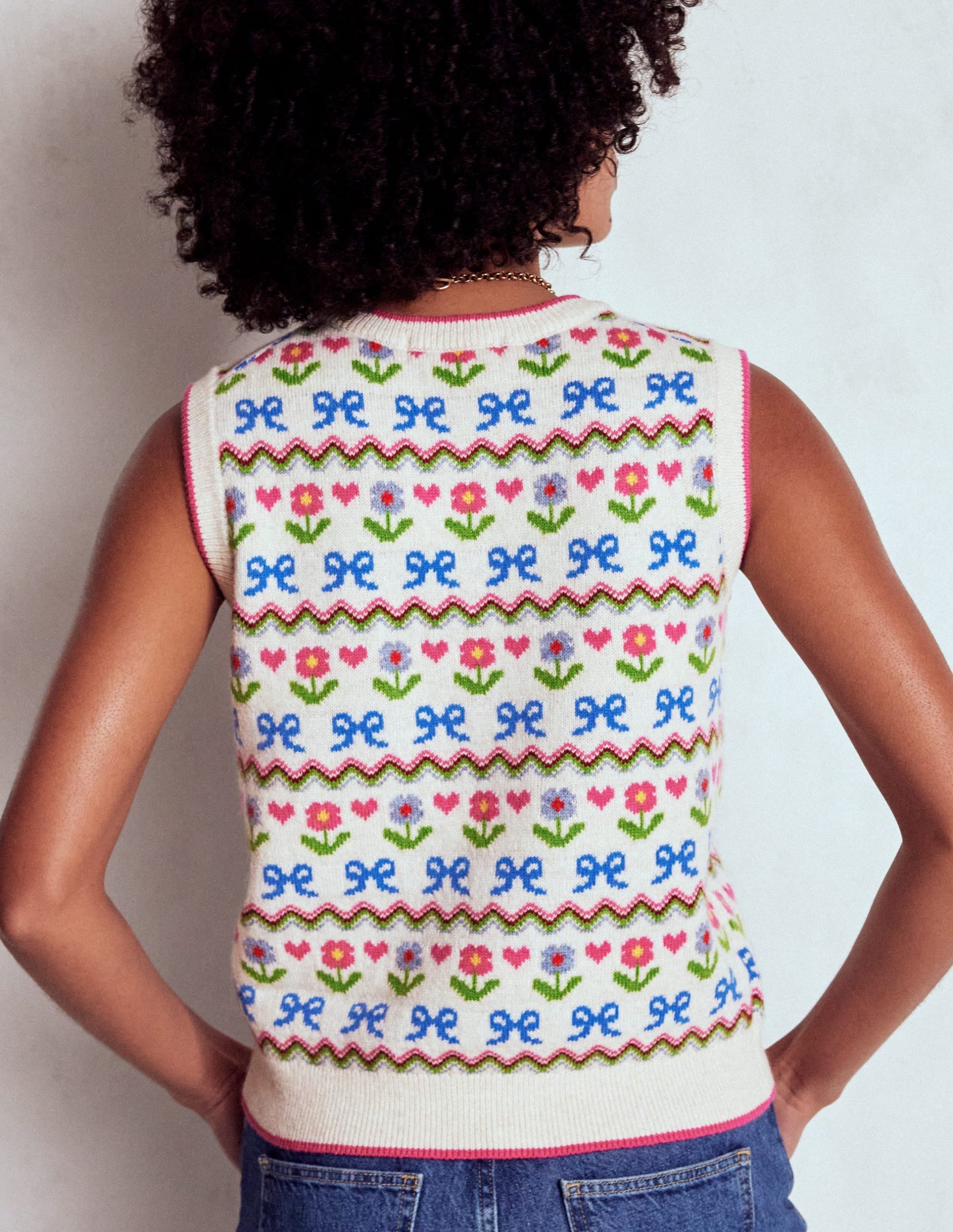 Edie Fair Isle Vest-Oatmeal Melange. Flowers - Image 3