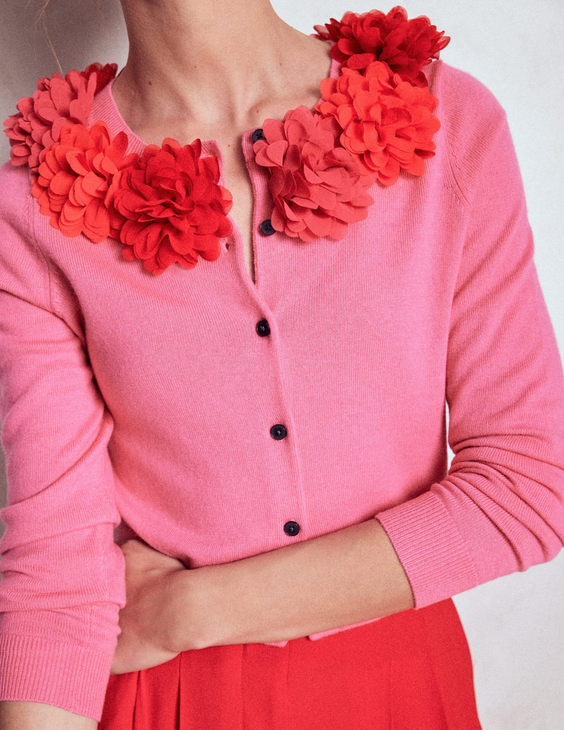 Crew Neck Cropped Cardigan-Pink Ribbon - Image 2