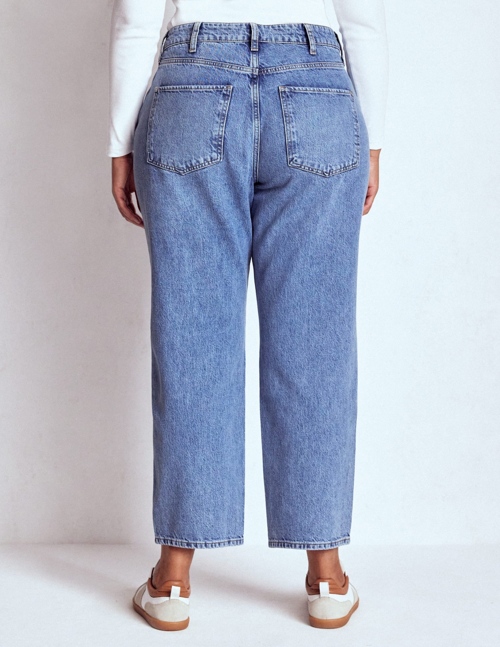 High Rise Rigid Straight Jeans-Light Vintage - Image 11