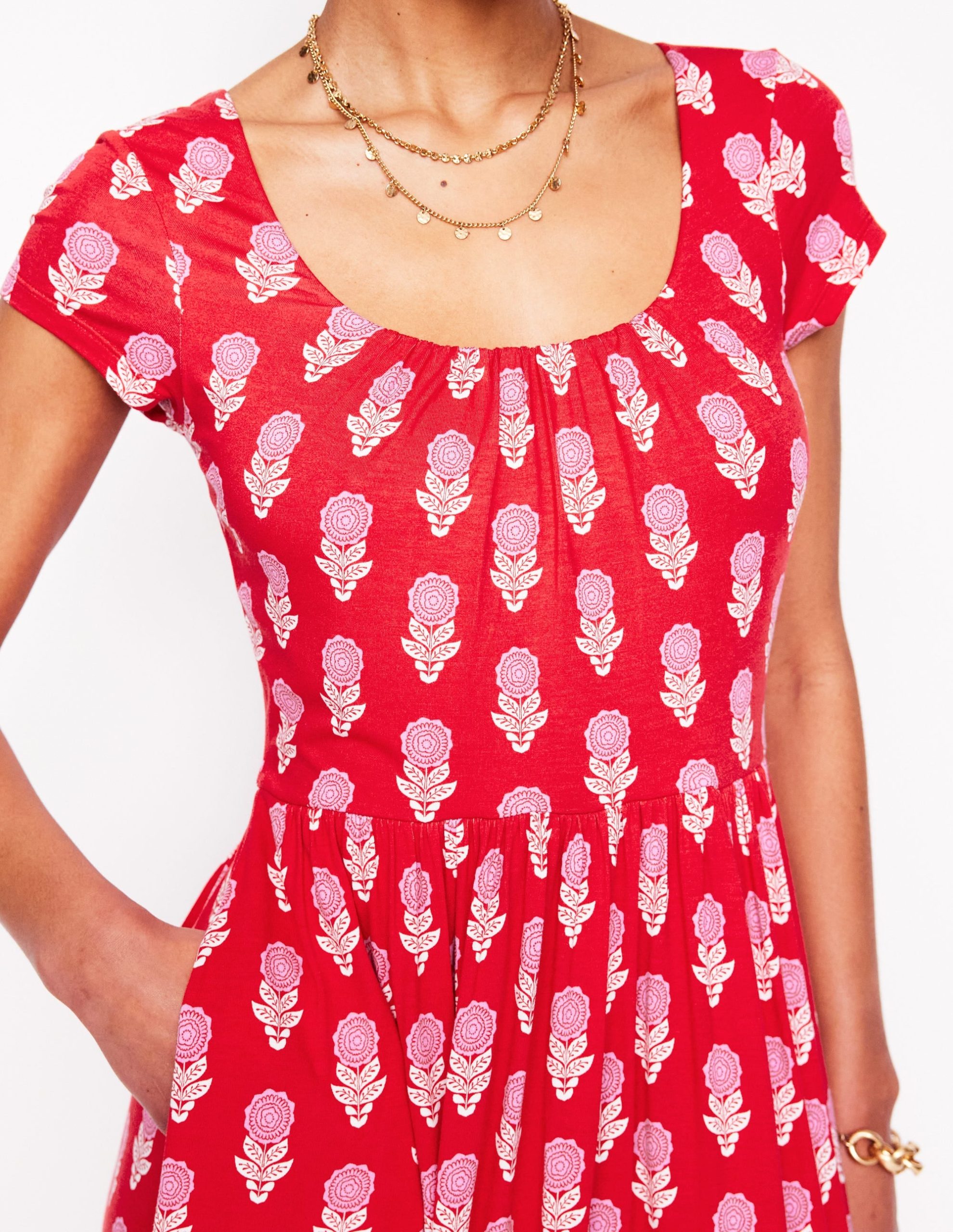 Samantha Scoop Jersey Dress-Poppy Red. Dahlia Sprig - Image 2