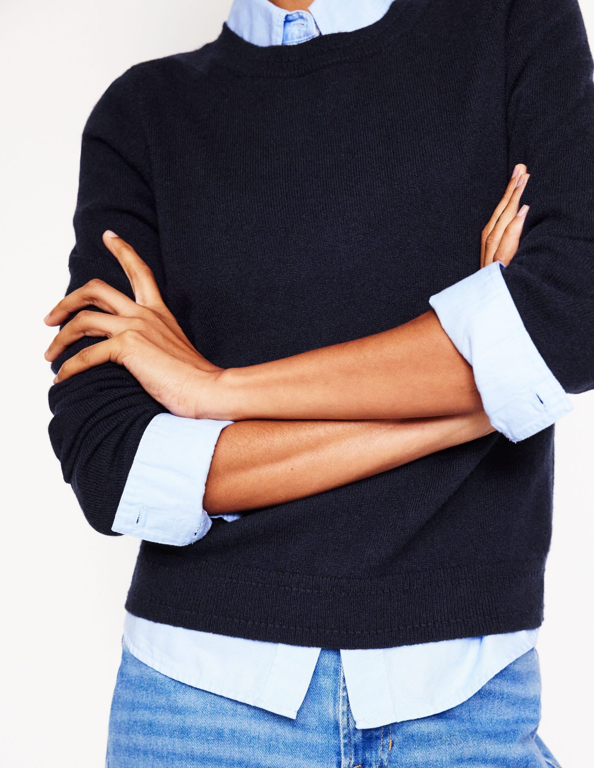 Eva Cashmere Crew Neck Sweater-Navy - Image 3