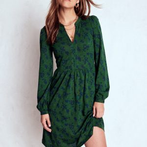 Naomi Relaxed Jersey Dress-Dark Green. Dainty Meadow