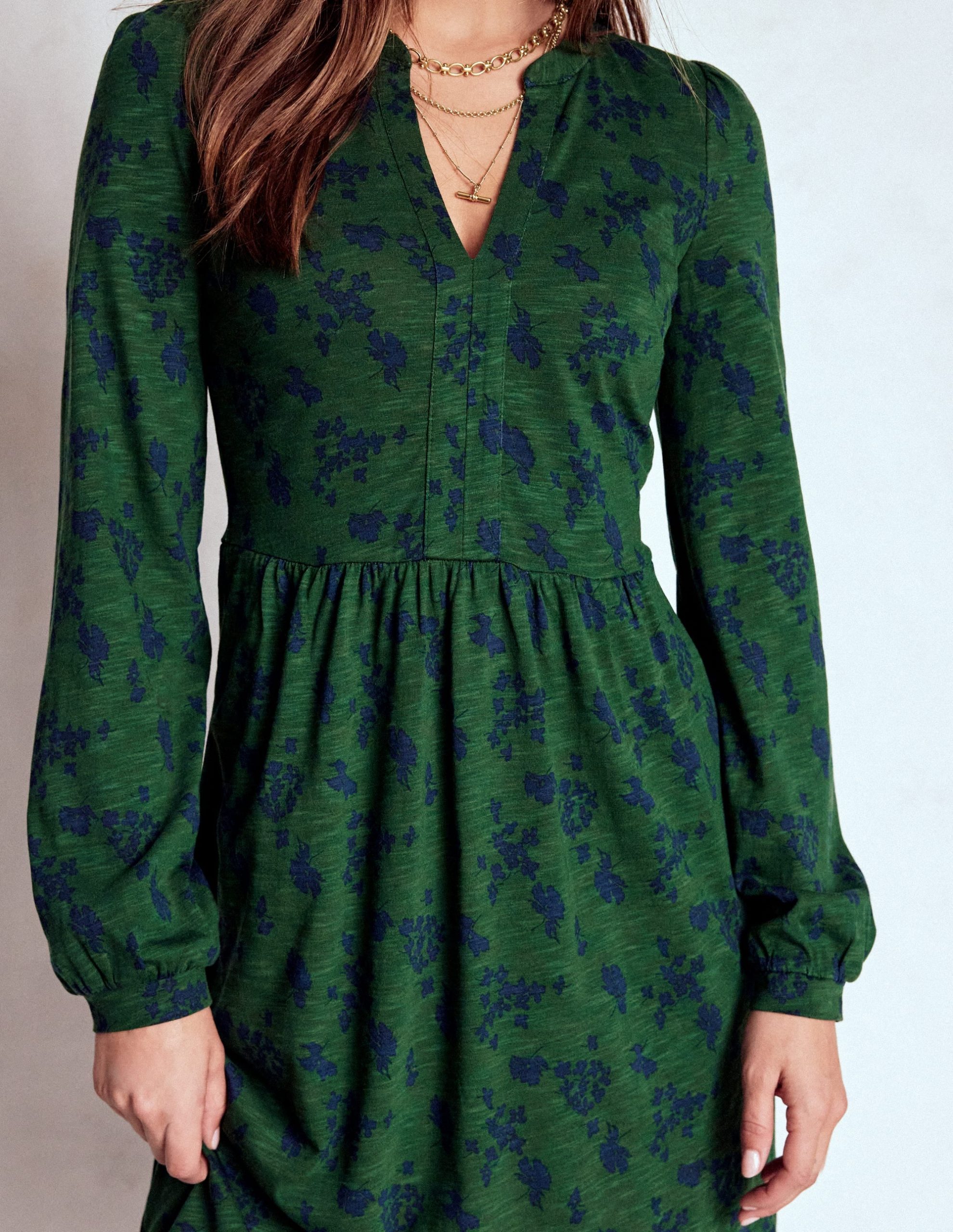 Naomi Relaxed Jersey Dress-Dark Green. Dainty Meadow - Image 2