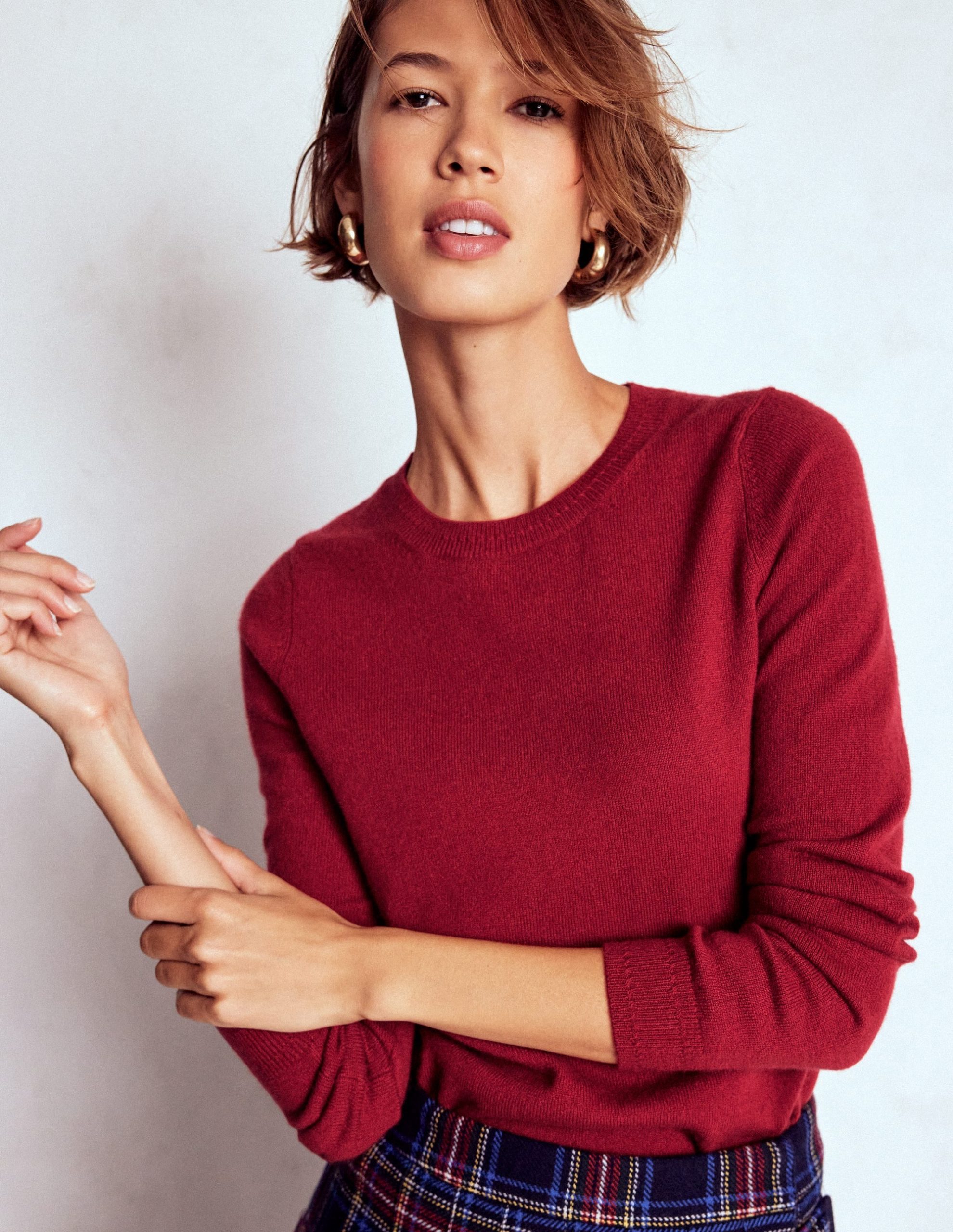 Eva Cashmere Crew Neck Sweater-Red Liquorice - Image 5