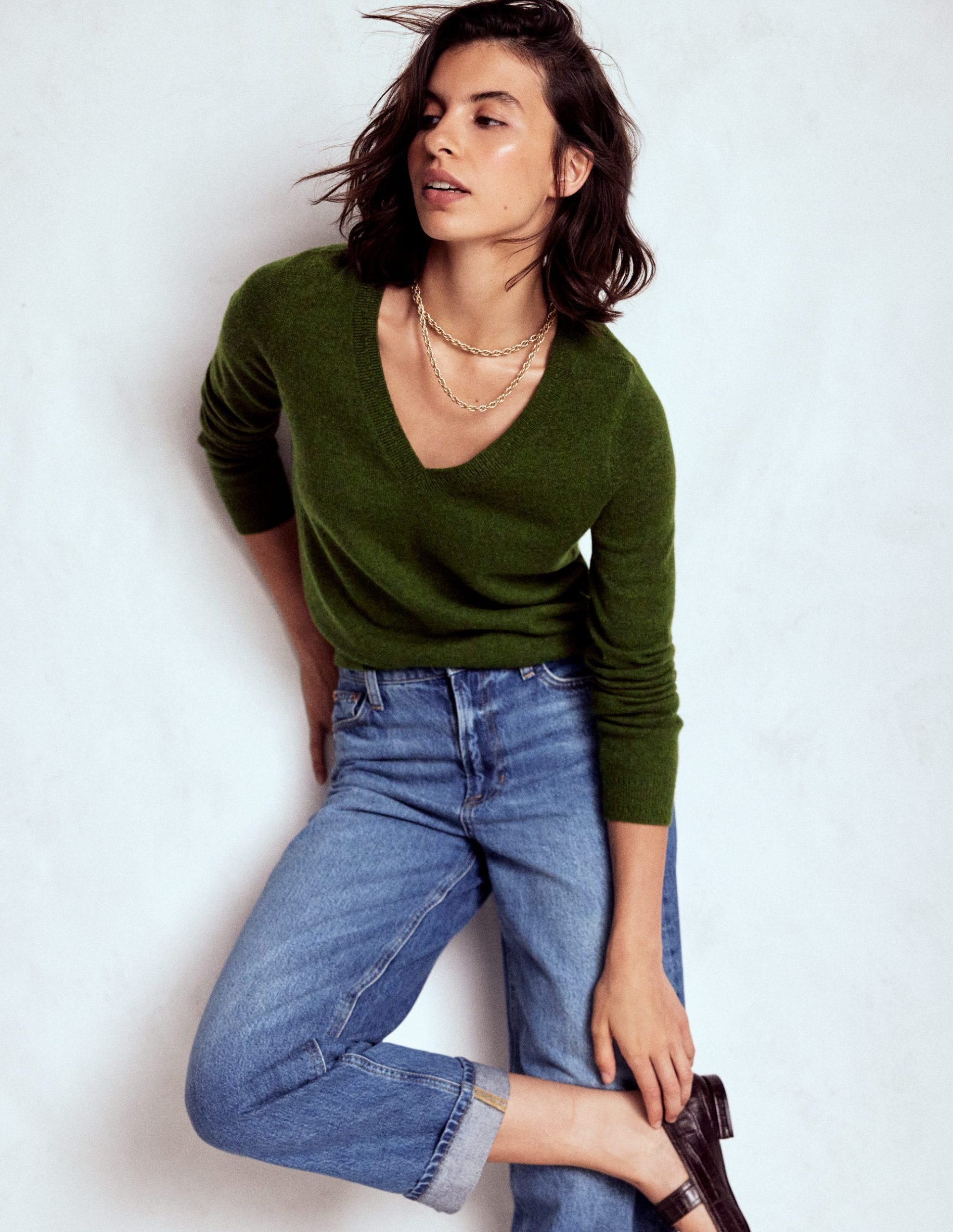 Eva Cashmere V-Neck Sweater-Leaf Green Melange