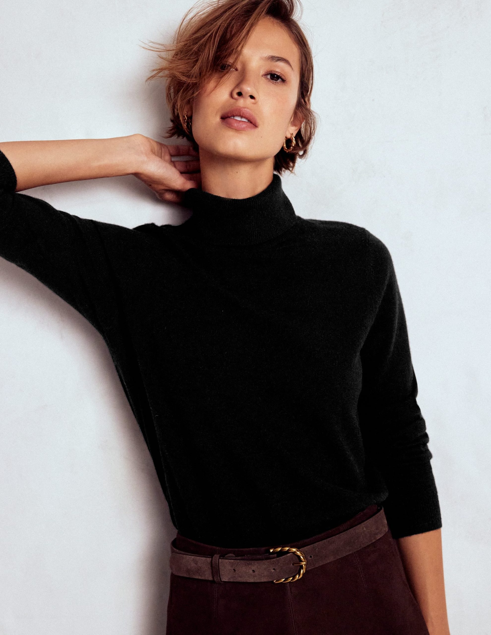 Eva Cashmere Roll Neck Sweater-Black - Image 2