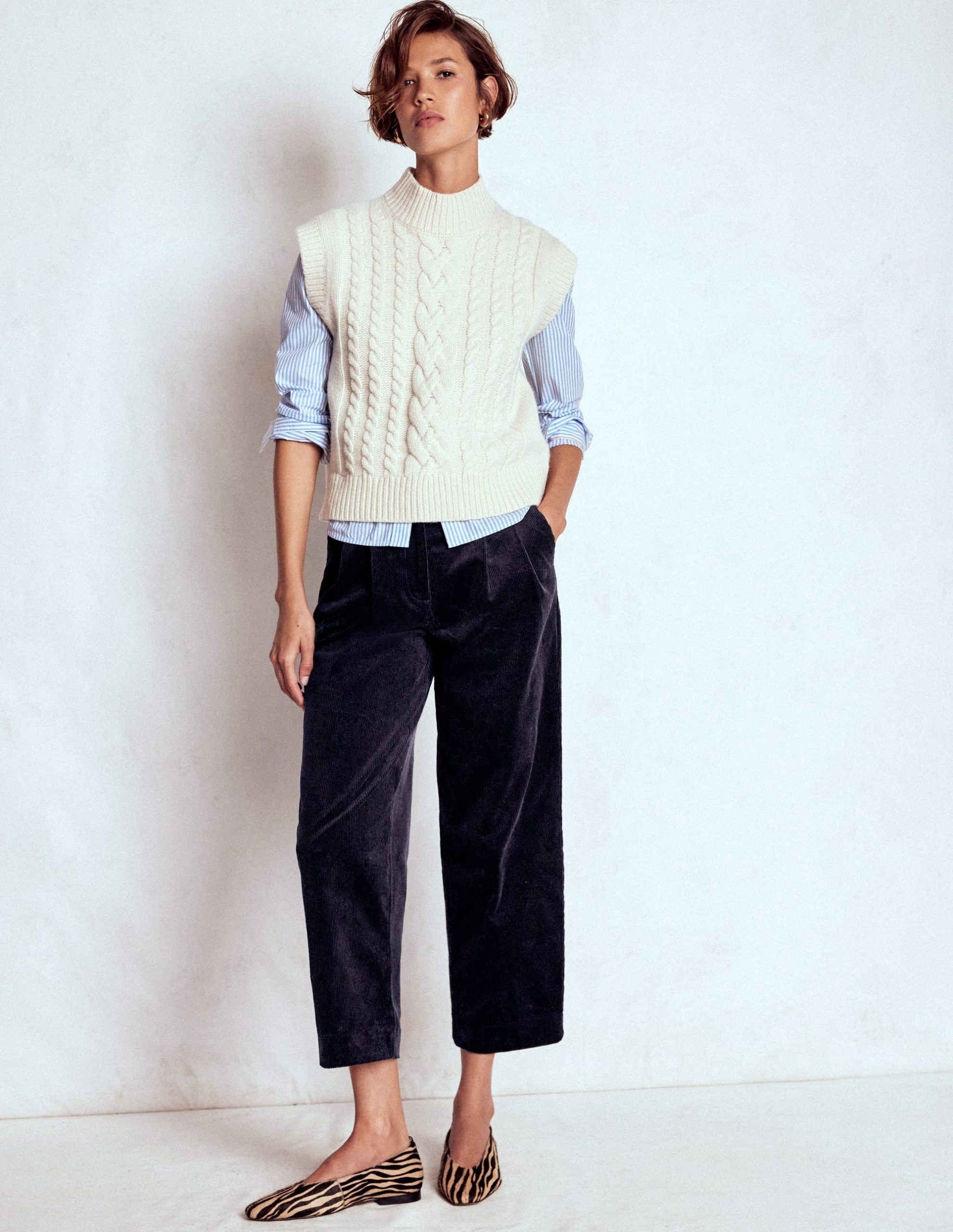 Bloomsbury Cord Pants-NAVY