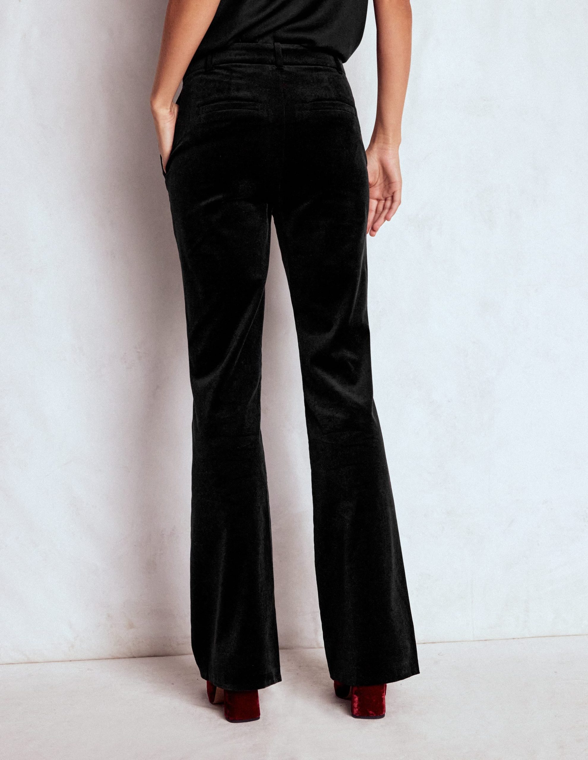 Fitted Velvet Flare Pants-Black - Image 4