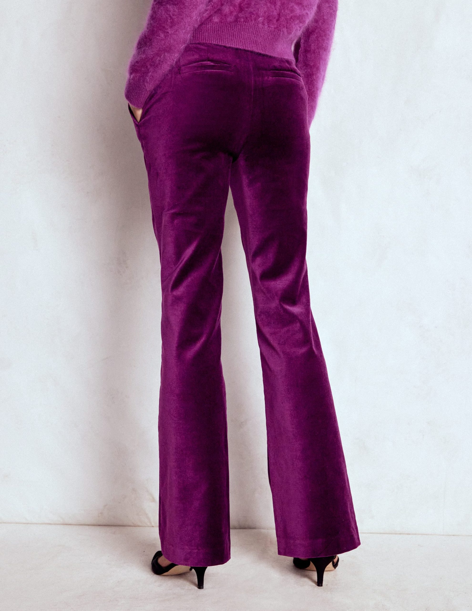 Fitted Velvet Flare Pants-Plum Jam - Image 3