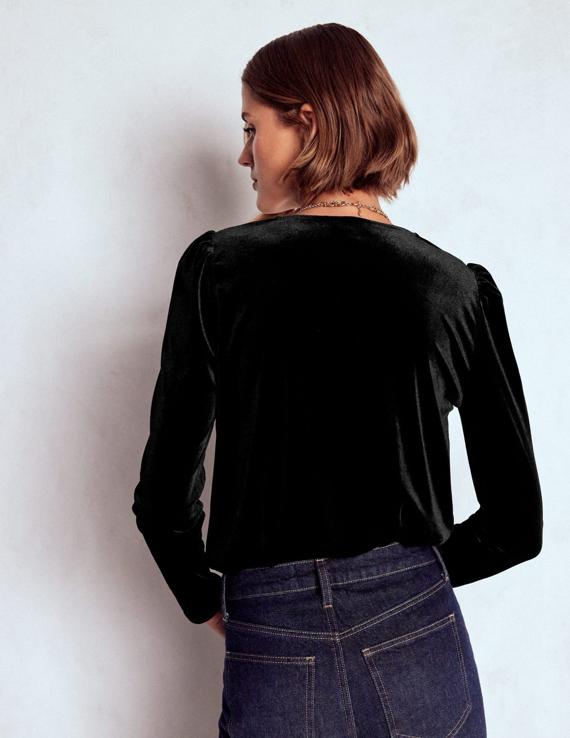 Flora V-Neck Velvet Top-Black - Image 3