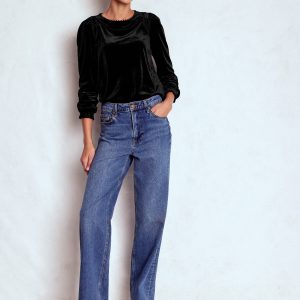 Mila Velvet Top-Black